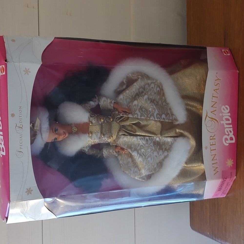 Winter Fantasy Barbie - 1995 - New in Box